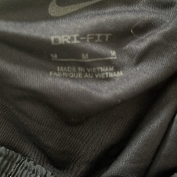 Nike shorts - Picture 4 of 4